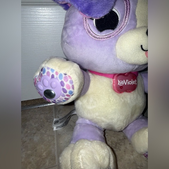 Leap Frog Violet Interactive Purple and Cream Plush Dog Toy - Picture 2 of 5
